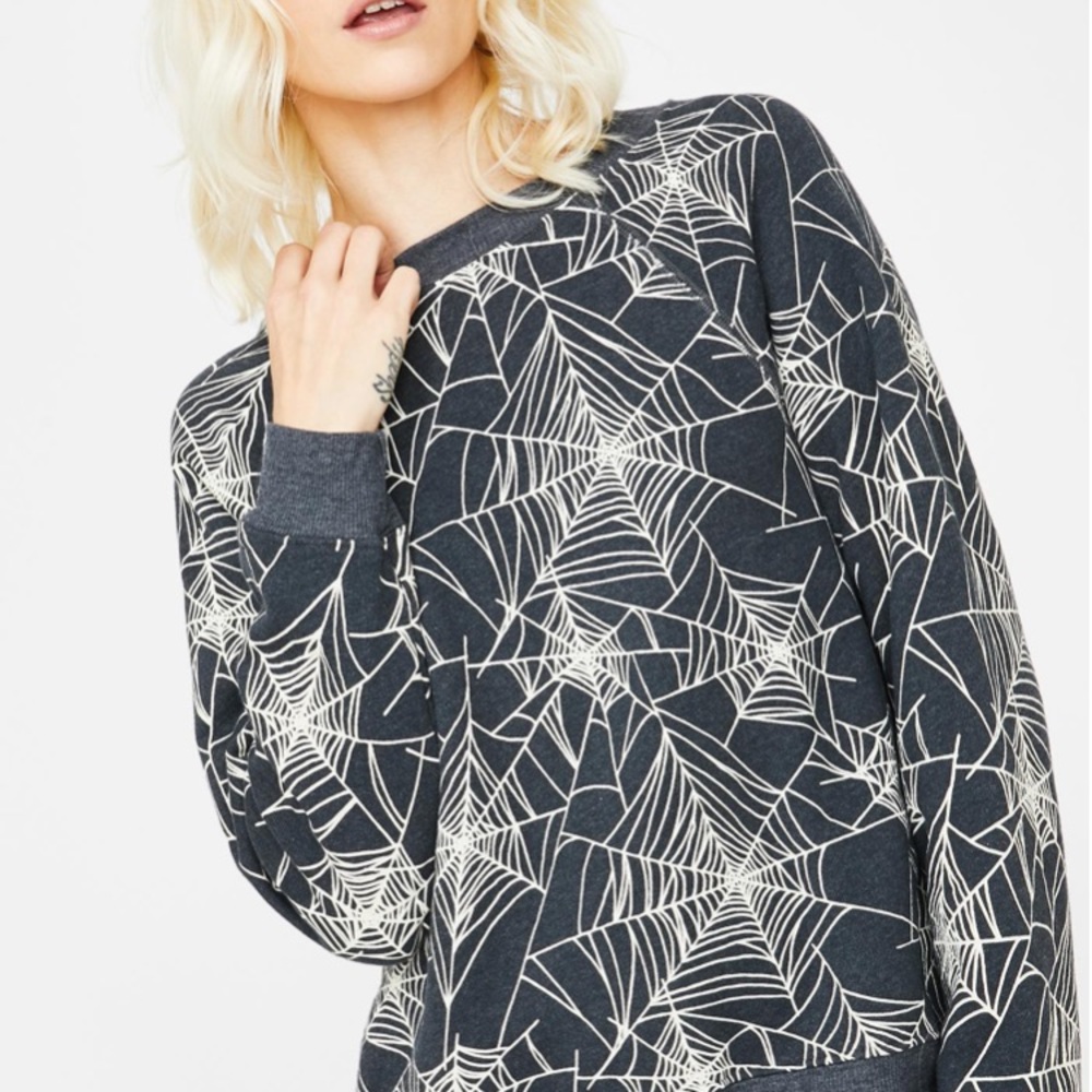 Wildfox Black Widow Spider Sweatshirt Size Small